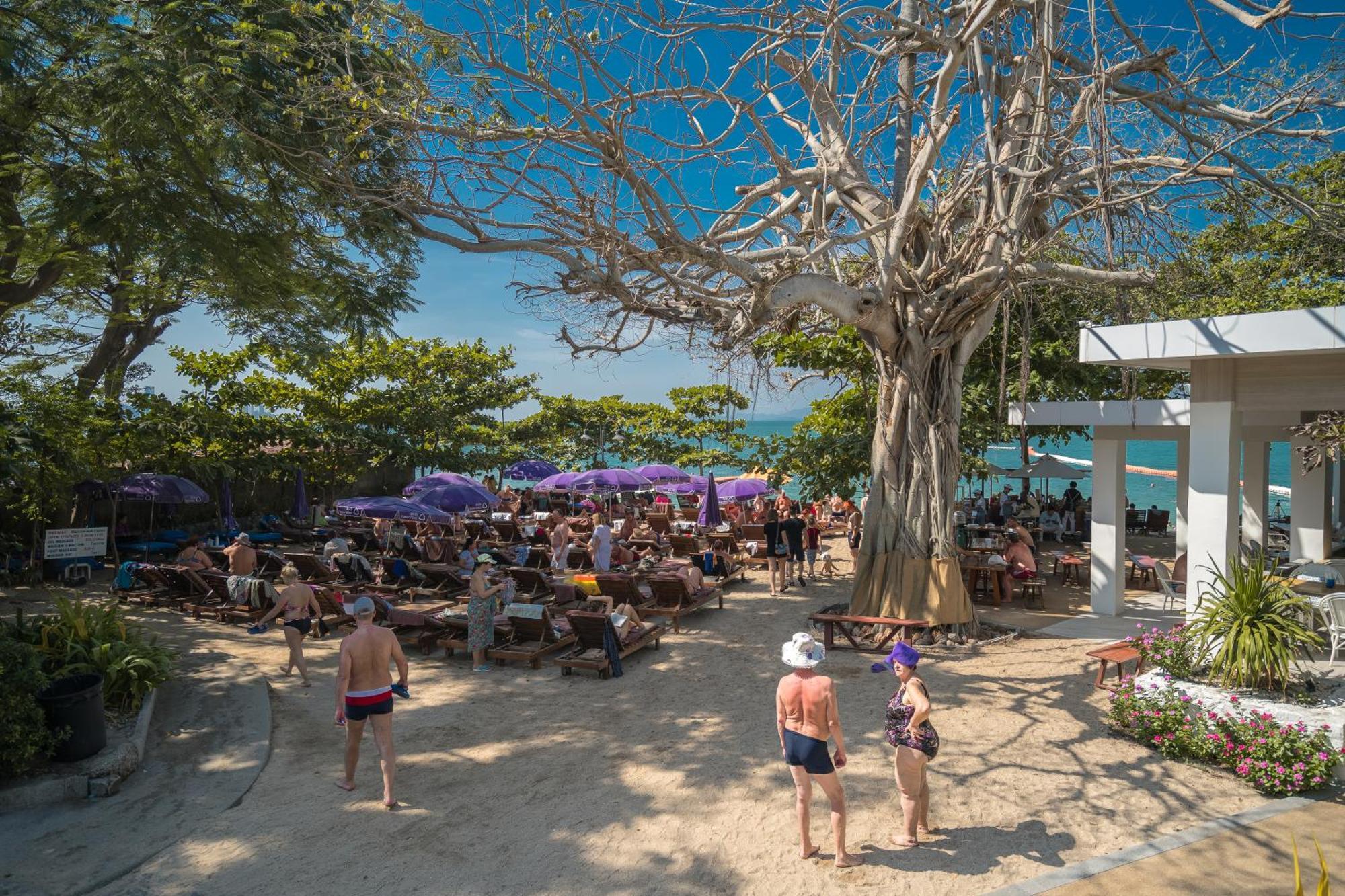 Long Beach Garden Hotel&Pavilions Pattaya Buitenkant foto